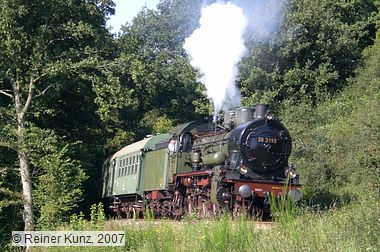 Dampfzug bei Osterbrücken. © Reiner Kunz